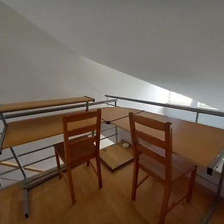 25 King's Landing In Apartment Supetar