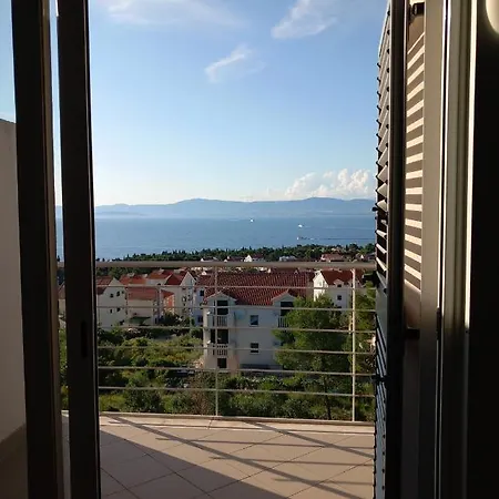 25 King's Landing In Apartman Supetar